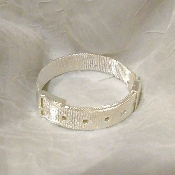 .925 Linx Mesh Buckle Bracelet - Picture 3 of 8